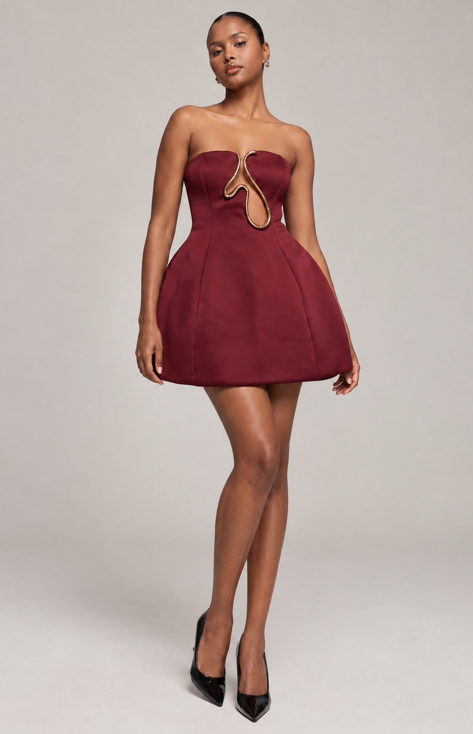 Robe bustier bordeaux à détail doré