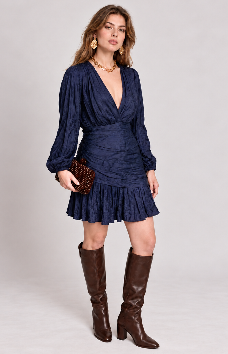Robe marine plissée