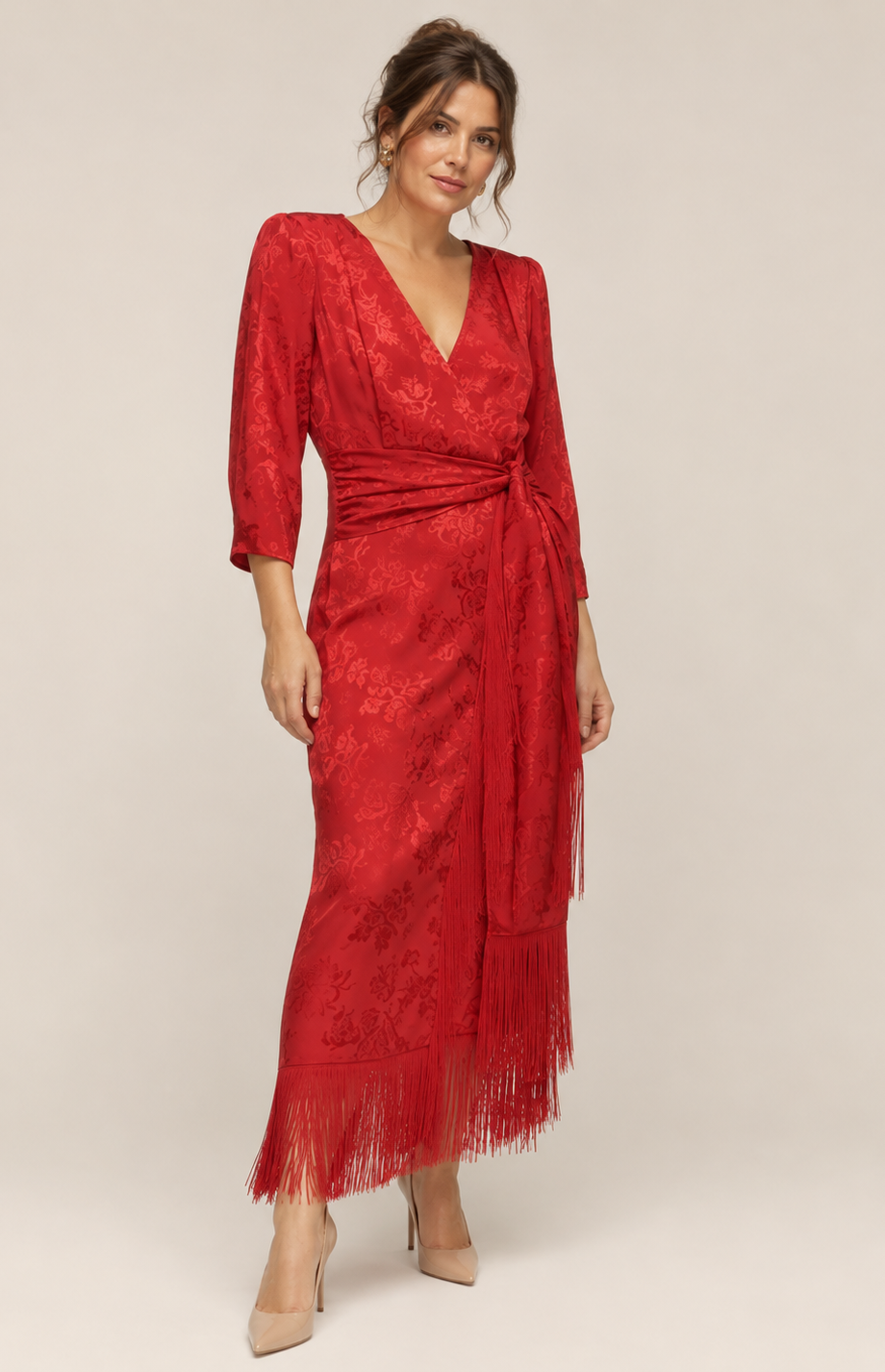 Robe satin rouge franges