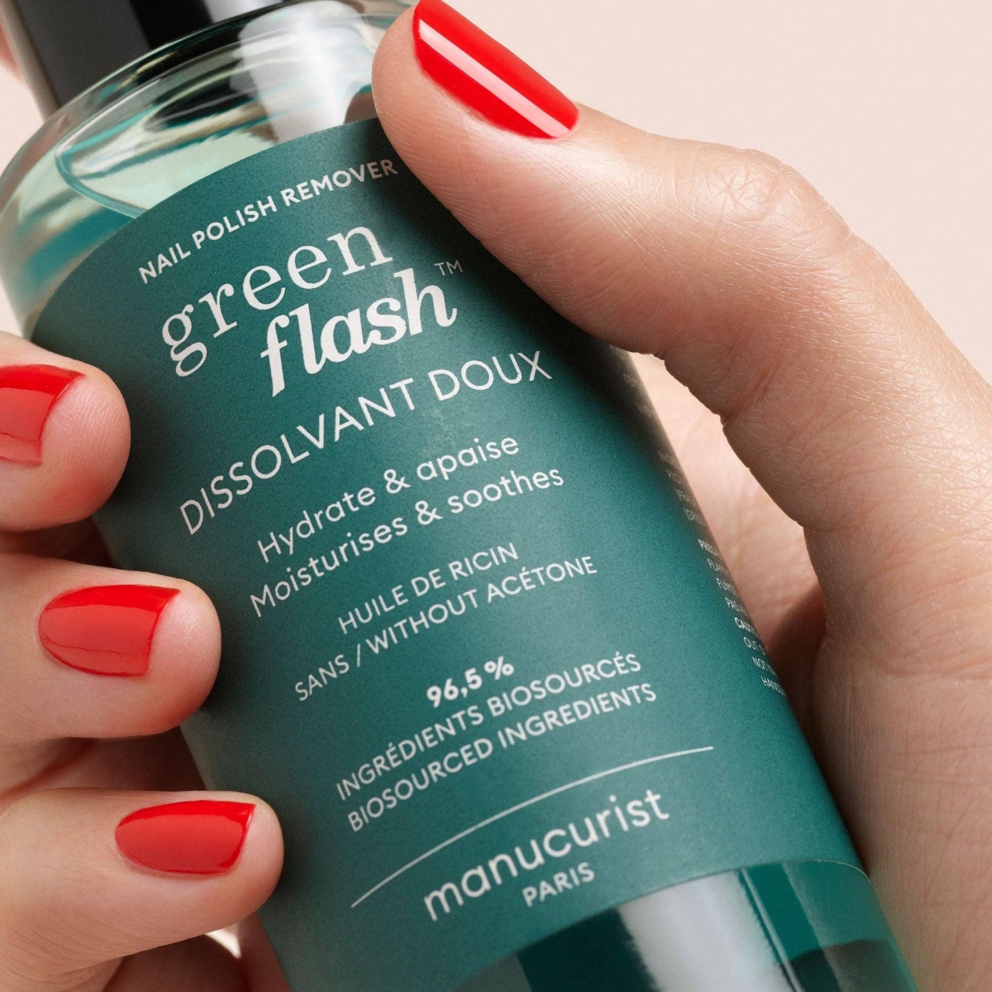 Eau dissolvante - Vernis semi-permanent
