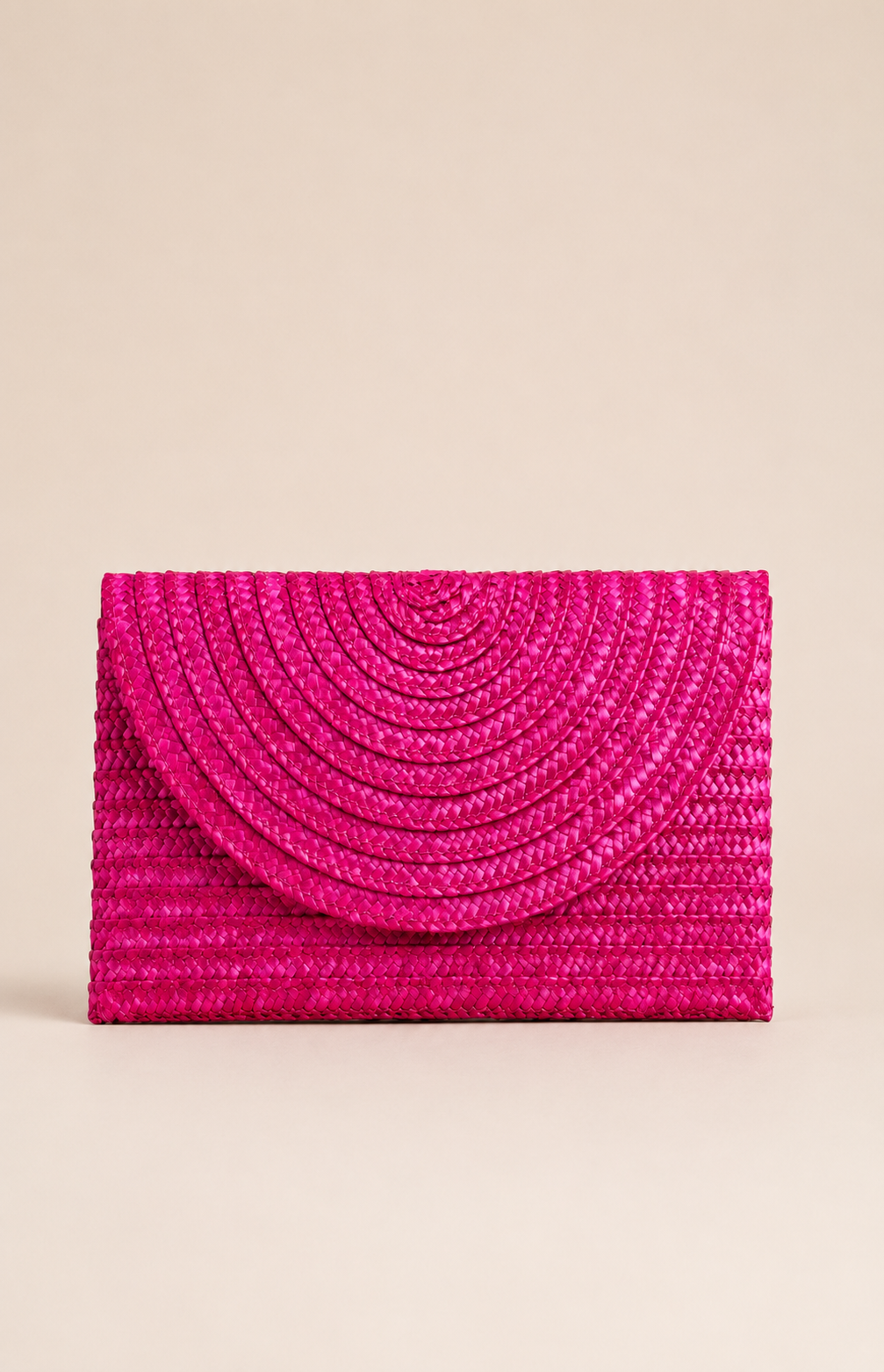 Sublime pochette rose toute colorée qui sublimera tous vos looks !!