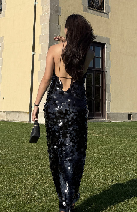 Robe halter sequins noirs